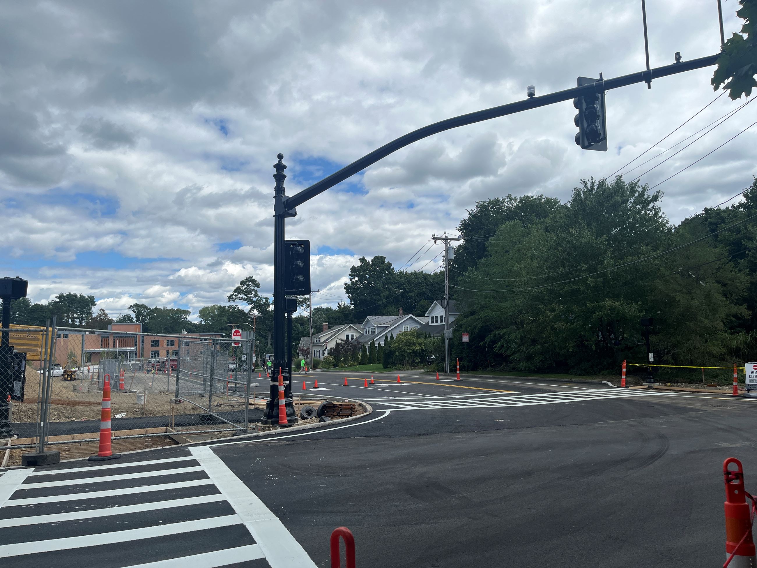 Hardy School stoplight